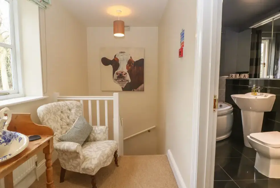 Loo at South Hill Farmhouse