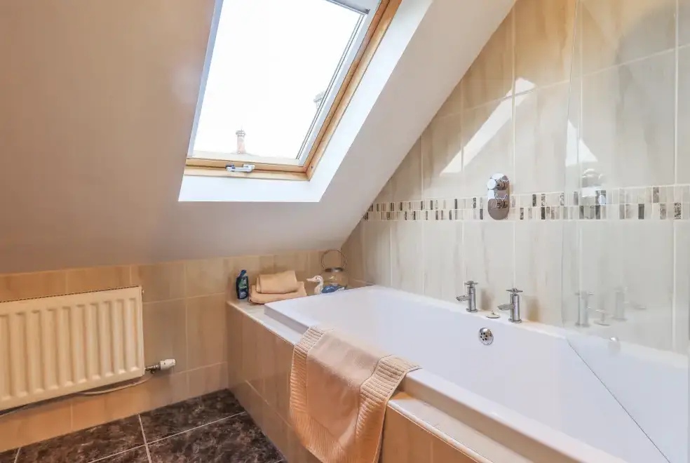 Family bathroom at South Milton Coastal Cottage