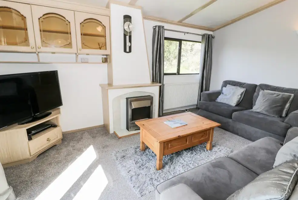 Lounge at Springtime Log Cabin