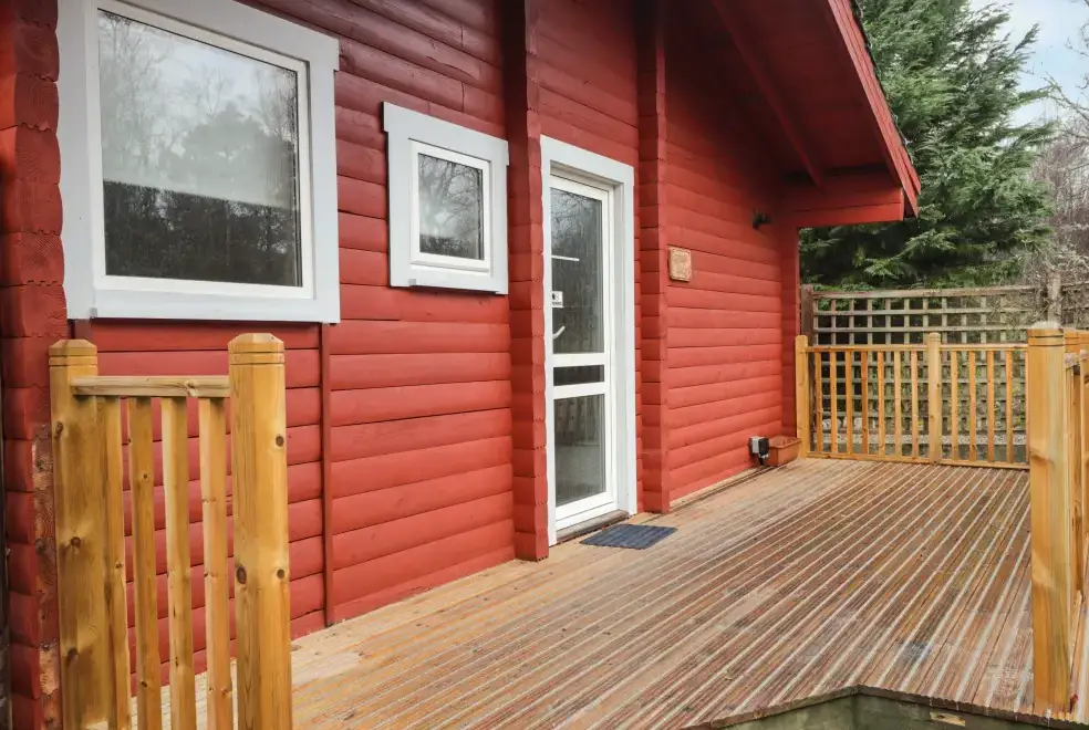 Decked area at Spruce Lodge