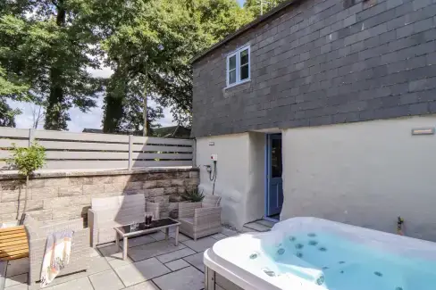 Private Hot Tub at St Keverne, Cornwall