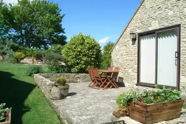 Devon  Accommodation with parking 