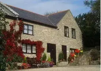 Stonebank Annexe, Chickerell, from the outside