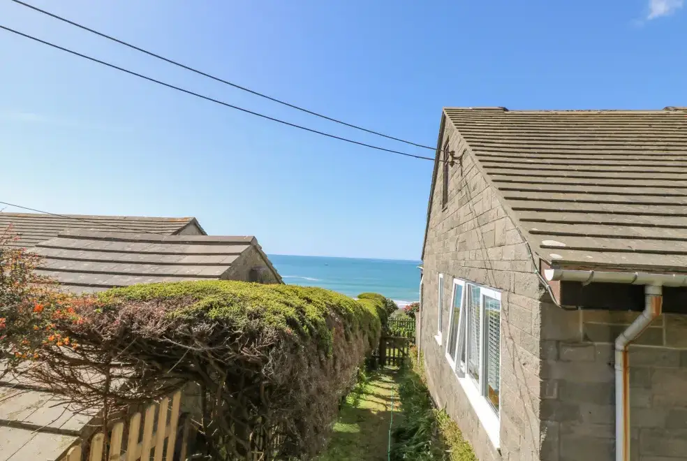 Coastal scenes near Stonecroft