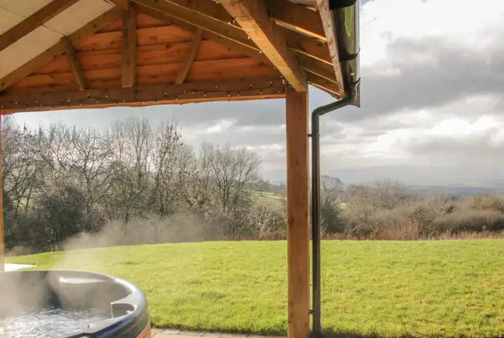 Private Hot Tub at Stoney-Brook Lodge