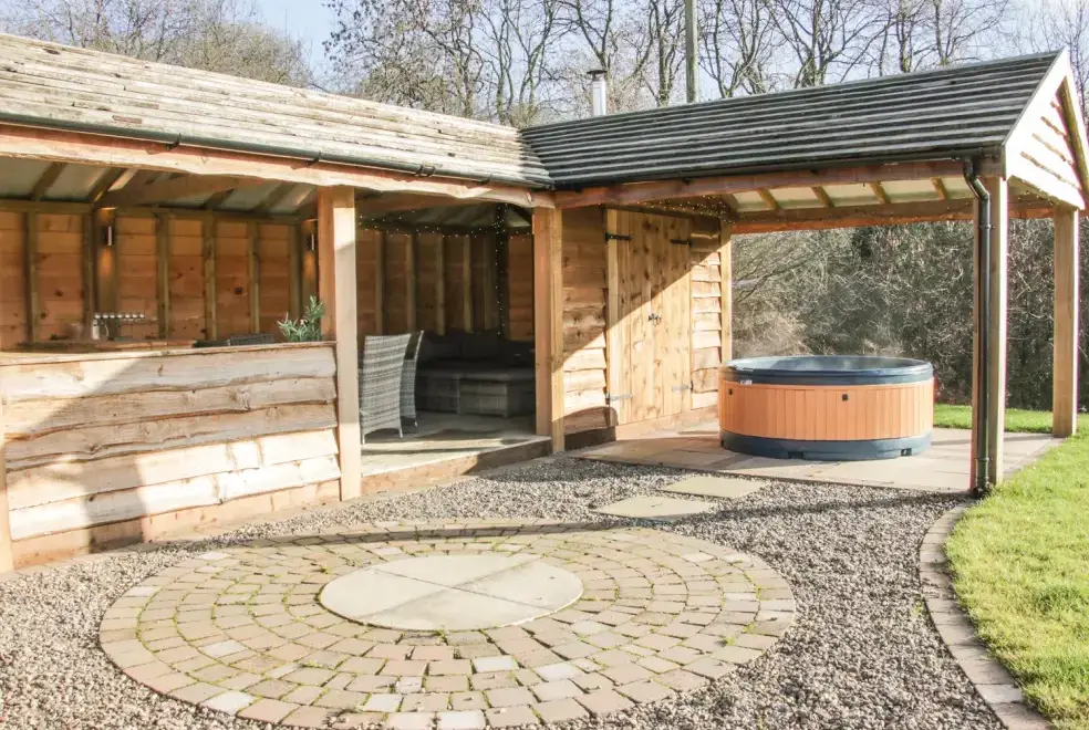 Private Hot Tub at Stoney-Brook Lodge