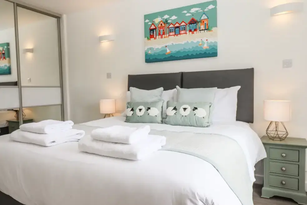 Bedroom at Strawberry Bank - Kingfisher