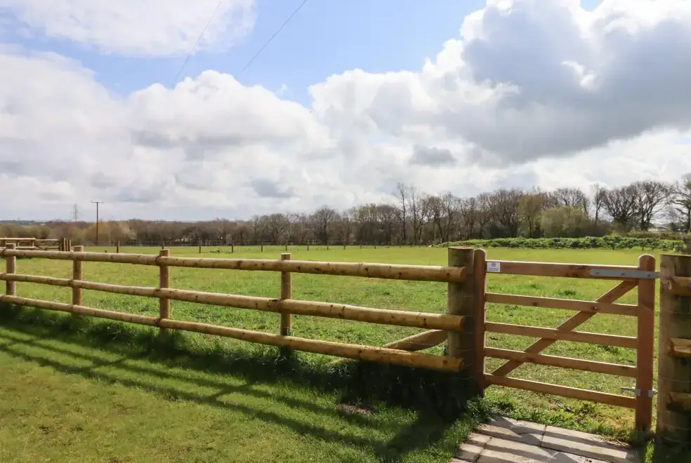Countryside views at Strawberry Bank - Kingfisher