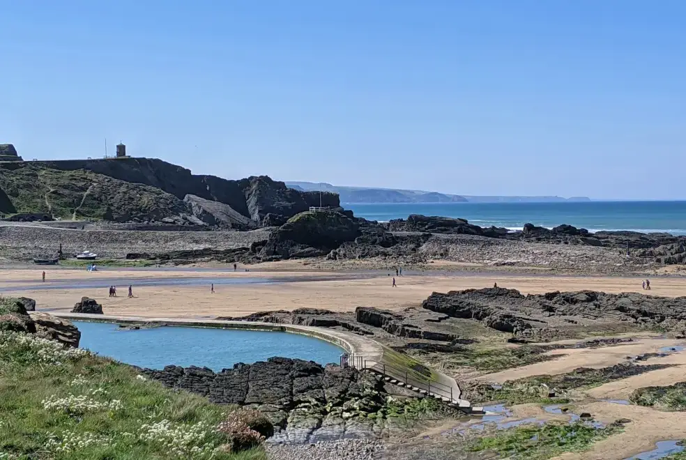 Coastal scenes near Strawberry Bank - Kingfisher