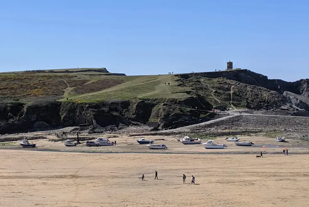 Coastal scenes near Strawberry Bank - Kingfisher