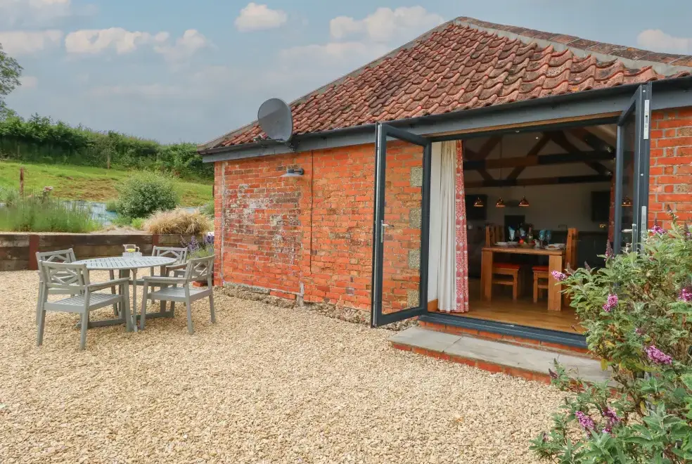 Swallows Nest, from the outside