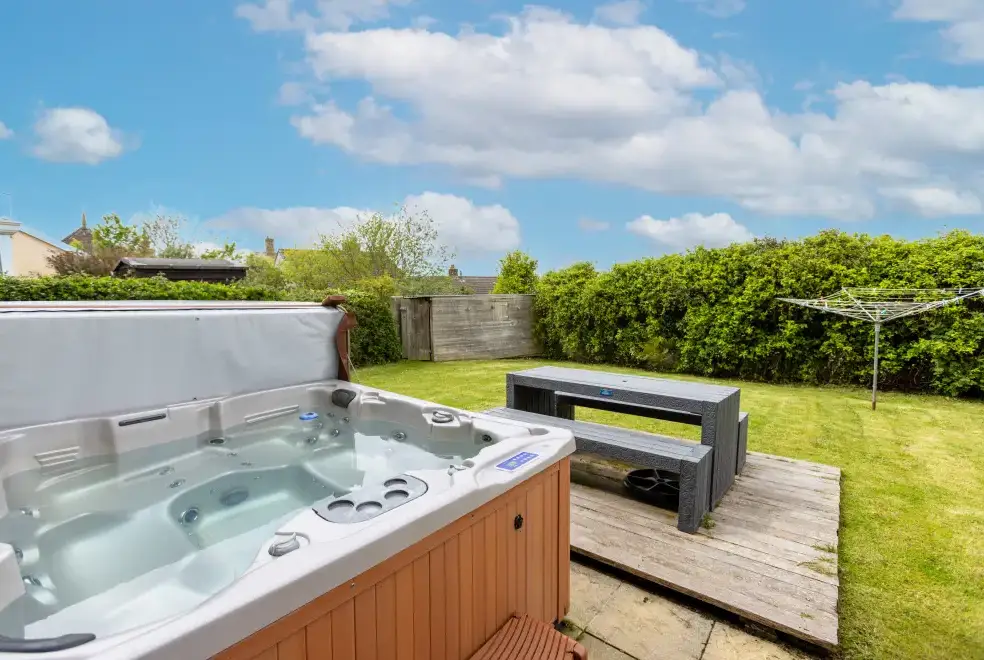 Private Hot Tub at Sycamore House