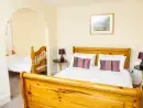 Bedroom at Symonds Yat Lodge - thumbnail photo