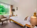 Bedroom at Symonds Yat Lodge - thumbnail photo