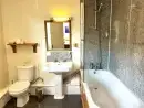 Family bathroom at Symonds Yat Lodge - thumbnail photo