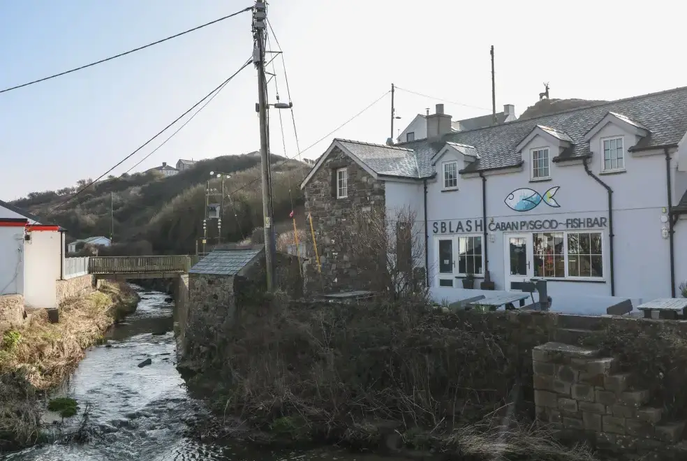 Coastal scenes near Tan Bryn 1