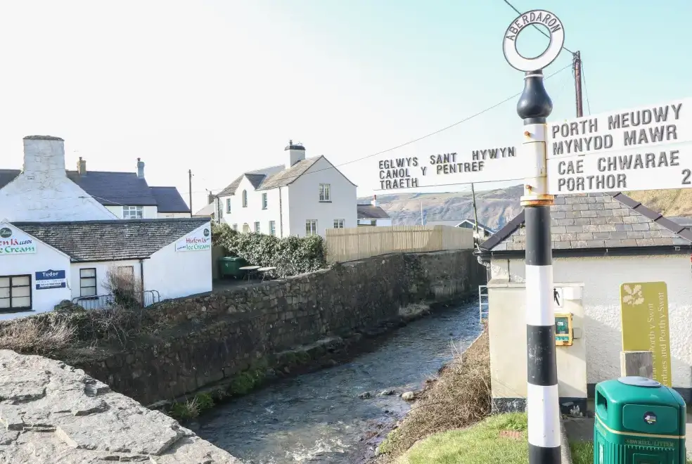 Surrounding area near Tan Bryn 1