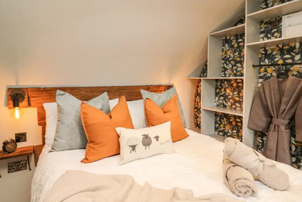 Bedroom at Tan Y Wawr - Derwen