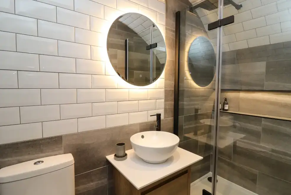 Shower room at Tan Y Wawr - Derwen