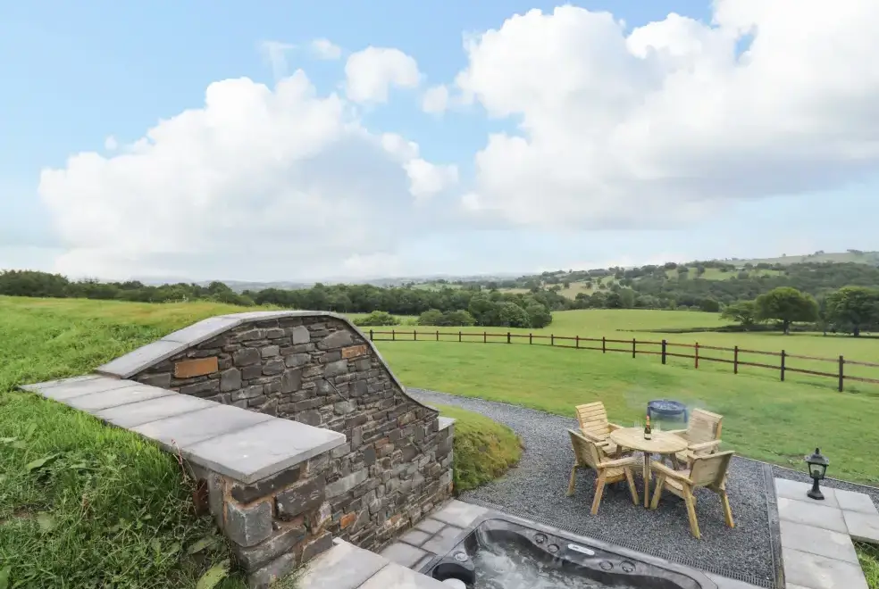  at Tan Y Wawr - Derwen