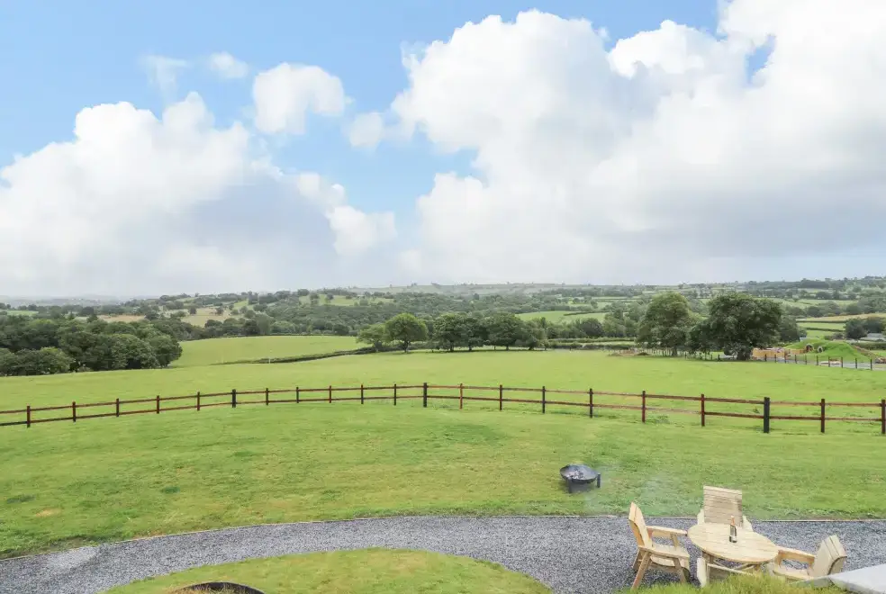  at Tan Y Wawr - Derwen