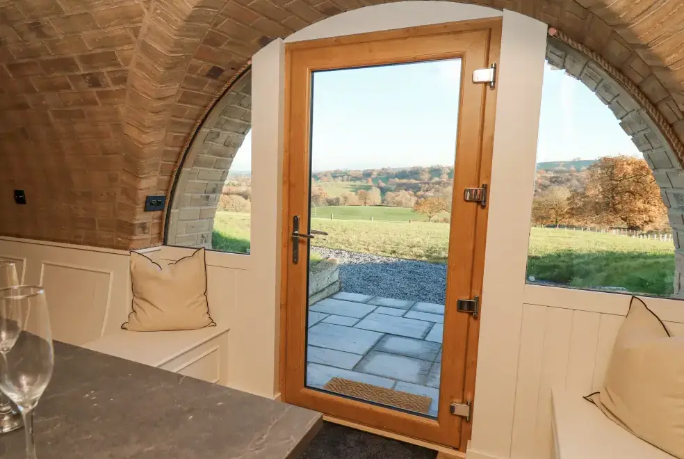 Countryside views at Tan y Wawr- Onnen