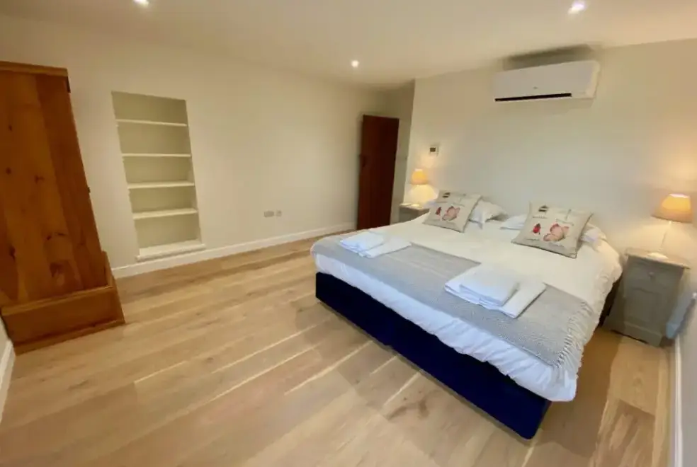 Bedroom at Teal Cottage at Oxford Country Cottages