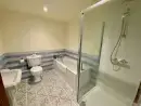 Family bathroom at Teal Cottage at Oxford Country Cottages - thumbnail photo