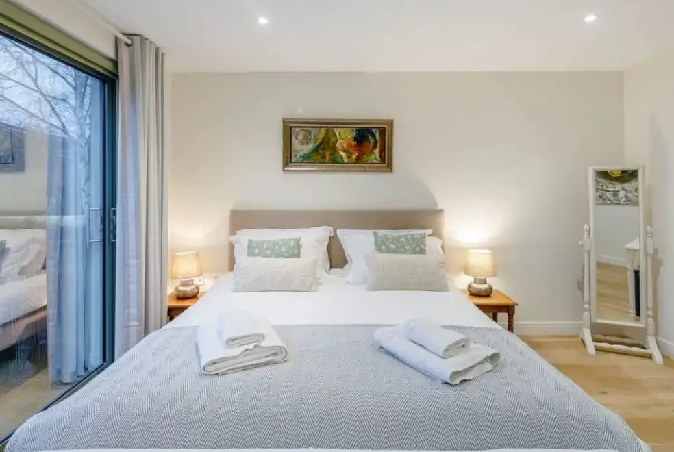 Bedroom at Teal Cottage at Oxford Country Cottages