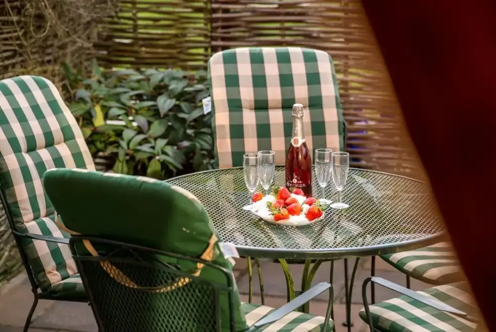 Garden furniture at Teal