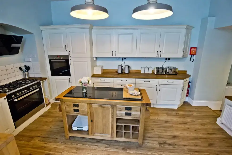 Well equipped kitchen at The Anchor