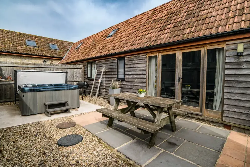 Private Hot Tub at The Barn with hot tub