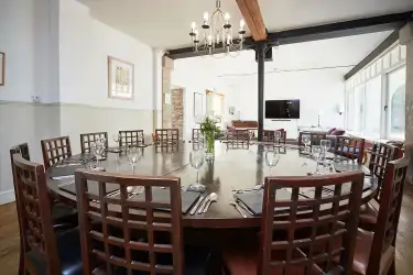 Warwickshire  Cottages with open fire 