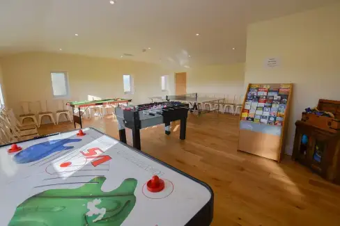Games Room at The Cotswold Manor Grange, Exclusive Hot-Tub, Games Barn, 70 acres of Parkland, Oxfordshire