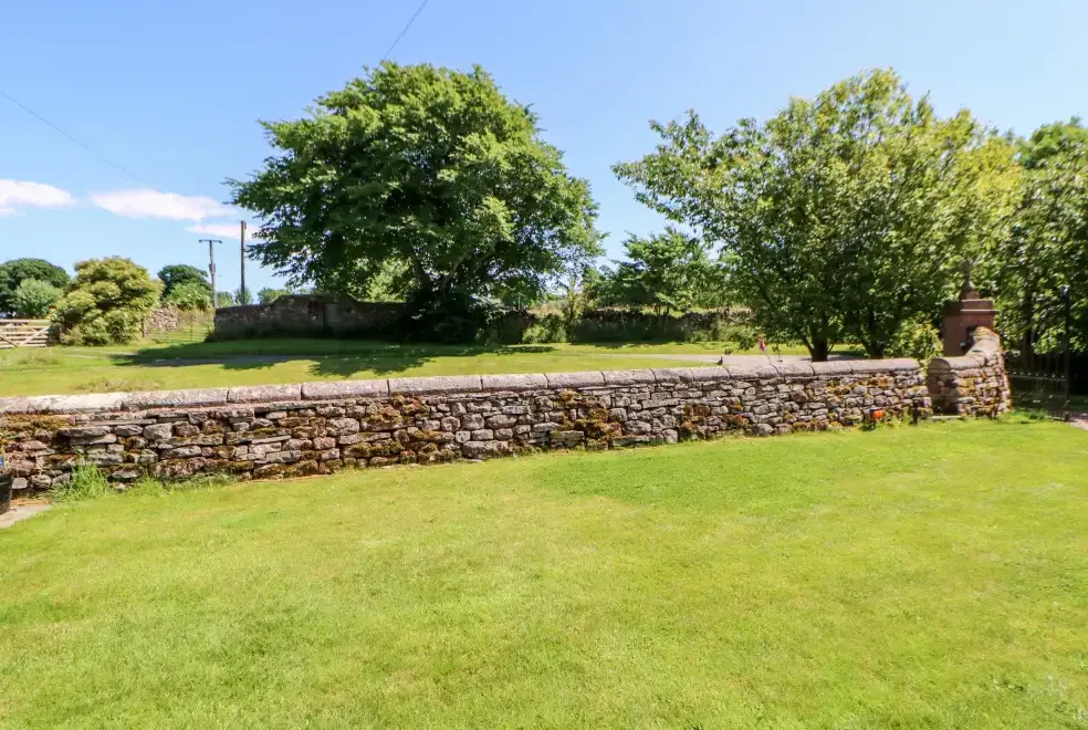 Garden at The Cow Byre  Countryside Cottage, Cumbria & The Lake District 