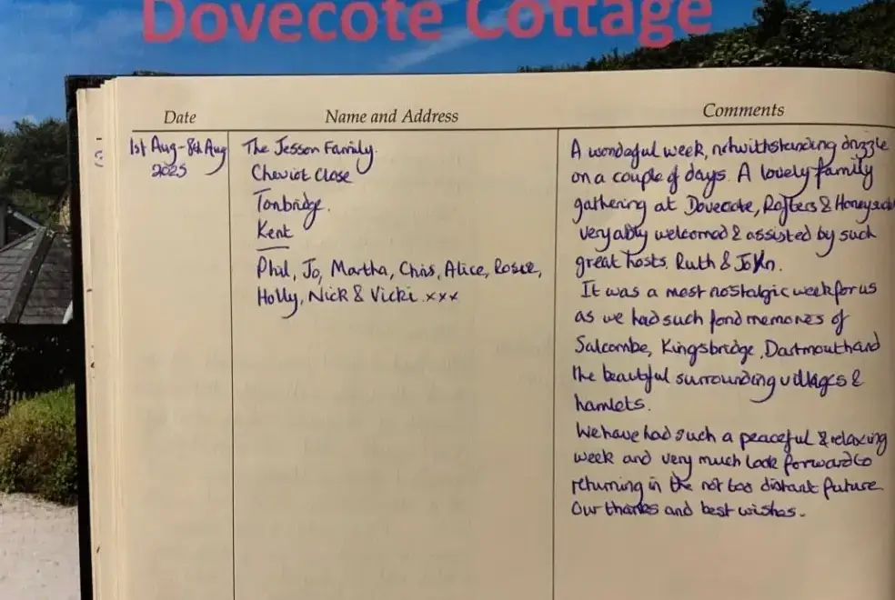  at The Dovecote, two bedrooms sleeping 3 with pretty garden, dog friendly