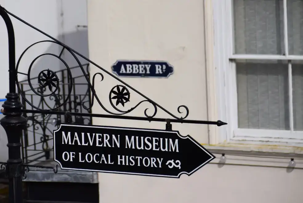 Surrounding area near The Escape Romantic Retreat