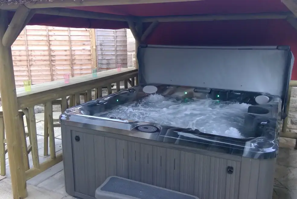 Private Hot Tub at The Escape