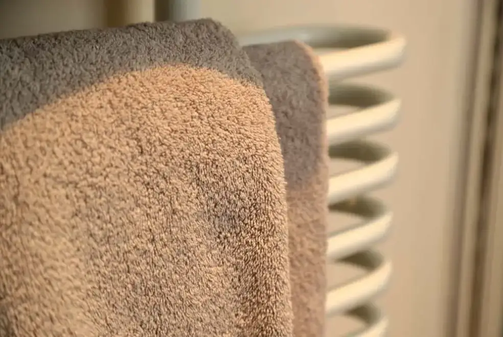 Ensuite bathroom at The Fishing Lodge