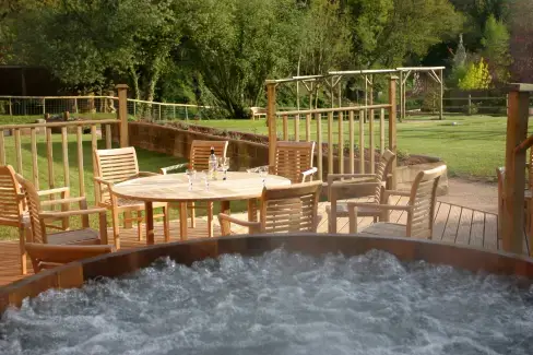 Private Hot Tub at The Granary, Somerset