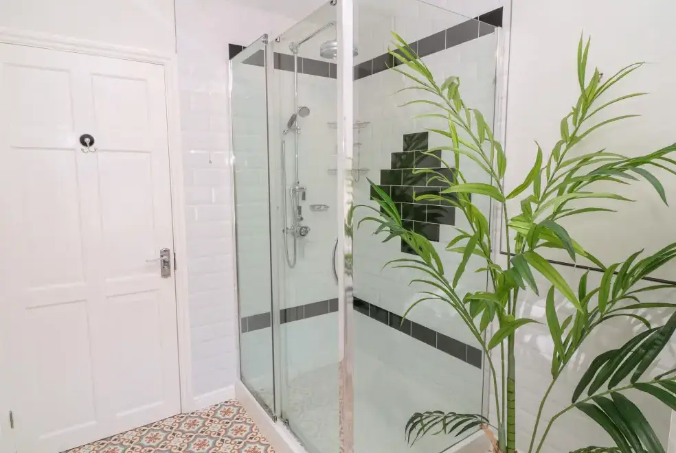 Shower room at The Granary