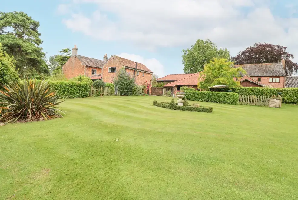 Garden at The Hayloft