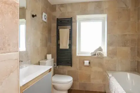Family bathroom at The Herun, Anglesey