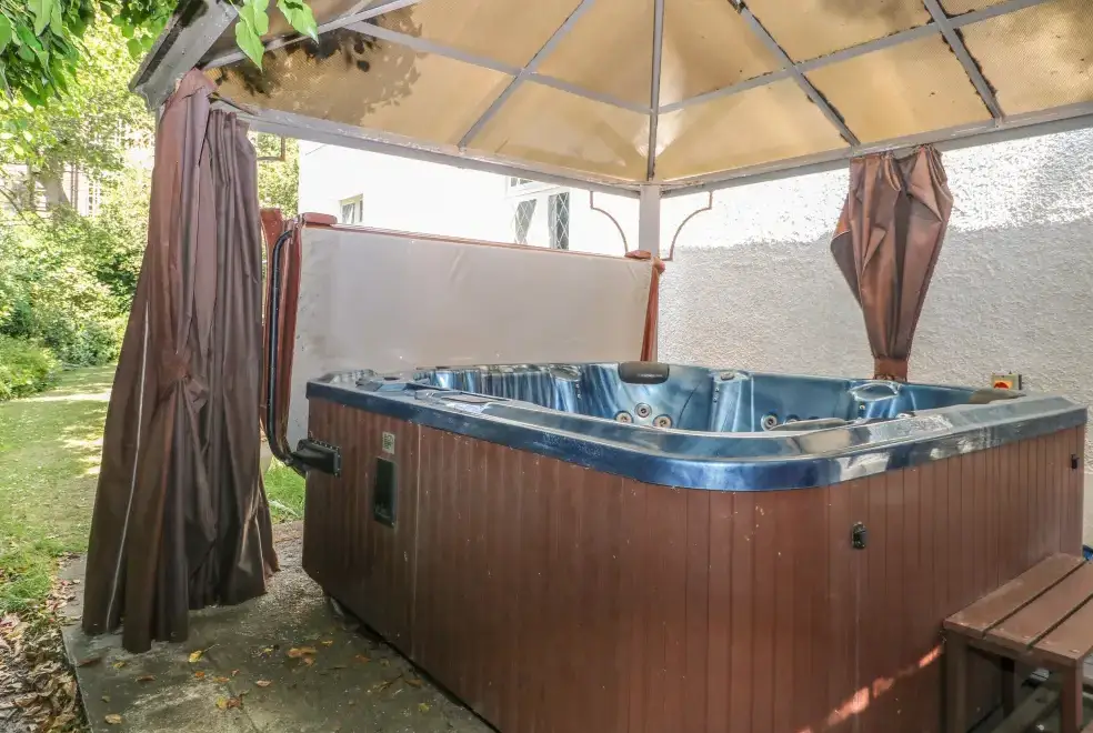 Private Hot Tub at The Hideaway