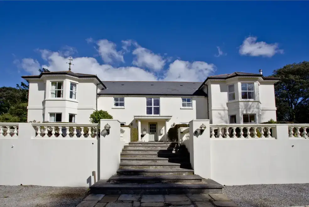 Main House at The Lawns Luxury Apartment in Devon/Beautiful South Hams
