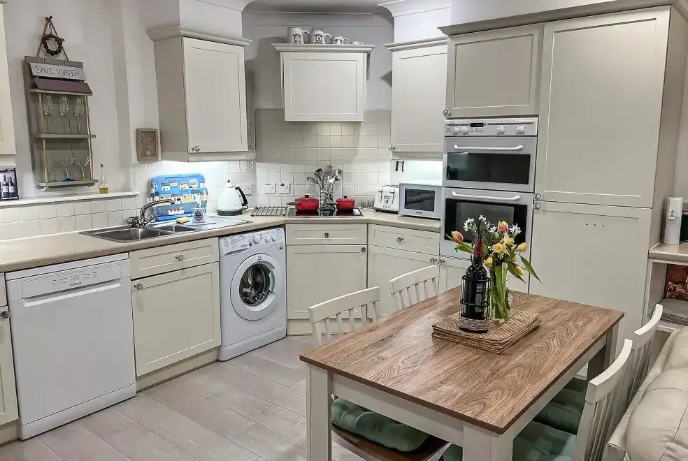 Well equipped kitchen at The Lawns Luxury Apartment in Devon/Beautiful South Hams