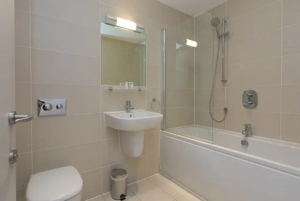 Family bathroom at The Lighthouse