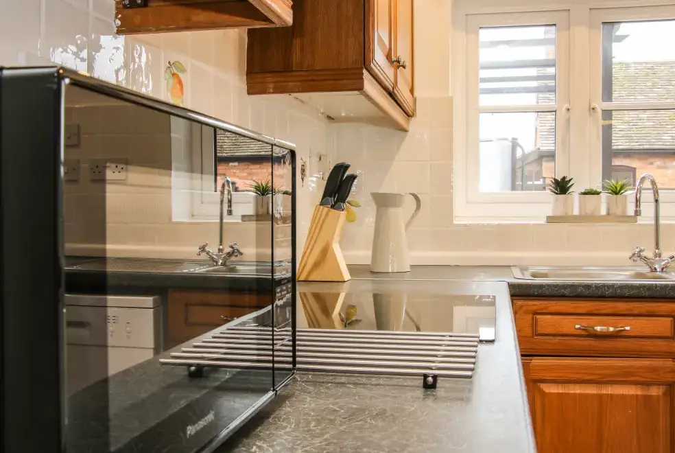 Kitchen/diner at The Little Beehive