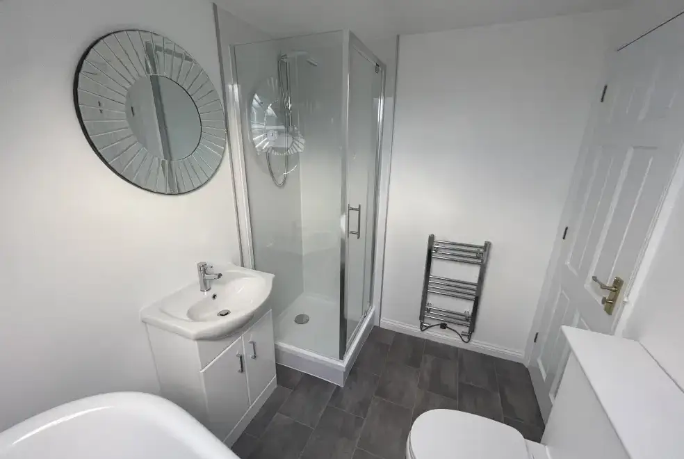 Shower room at The Little Beehive