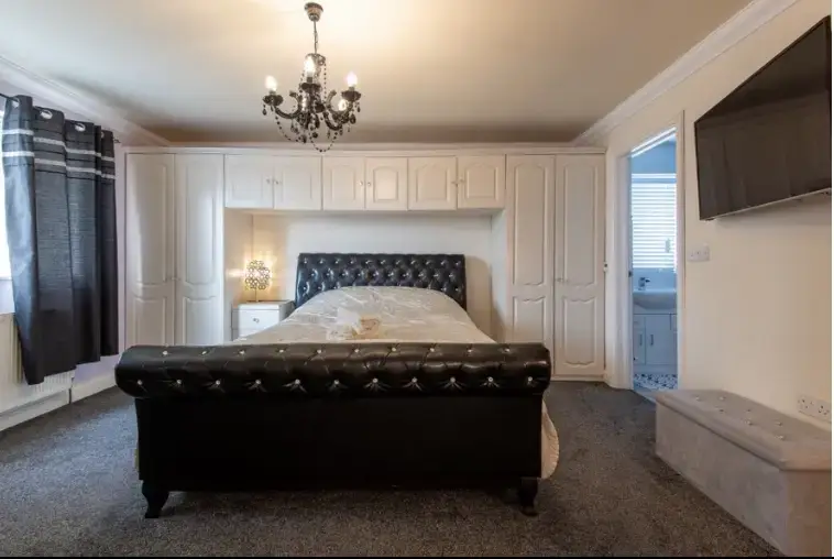 Bedroom at The Locks